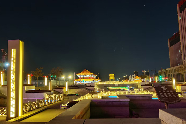 讓燈光點(diǎn)綴城市，夜景亮化工程走進(jìn)生活
